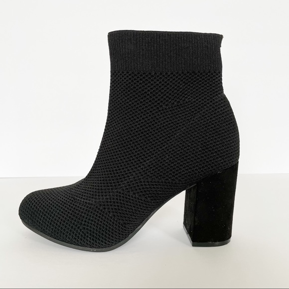 Seven Dials Women Bootie Teatime Closed Toe Ankle Boots Black Slip On 9.5 Fabric - Picture 5 of 10
